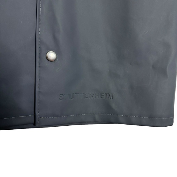 Stutterheim Mosebacke Raincoat (Dark Grey) Button Front Hooded - Picture 4 of 10